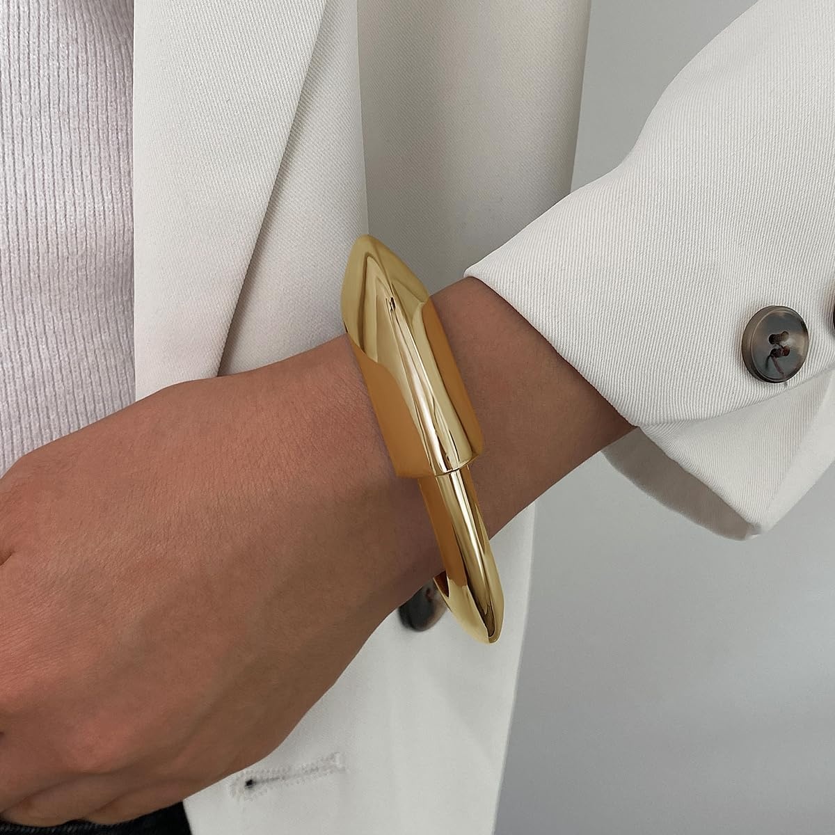 image:image17IF Chunky Gold Bangle Bracelets for Women Trendy 14K Gold Plated Cuff Bracelets Stack Dainty Fashion Jewelry GiftGolden2