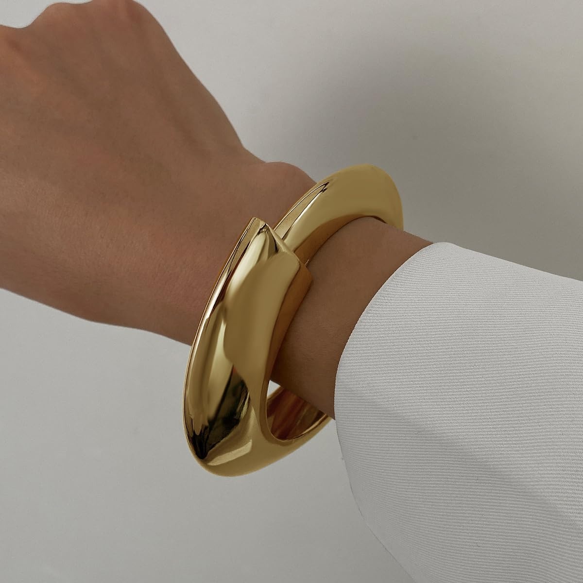 image:image17IF Chunky Gold Bangle Bracelets for Women Trendy 14K Gold Plated Cuff Bracelets Stack Dainty Fashion Jewelry GiftGolden2